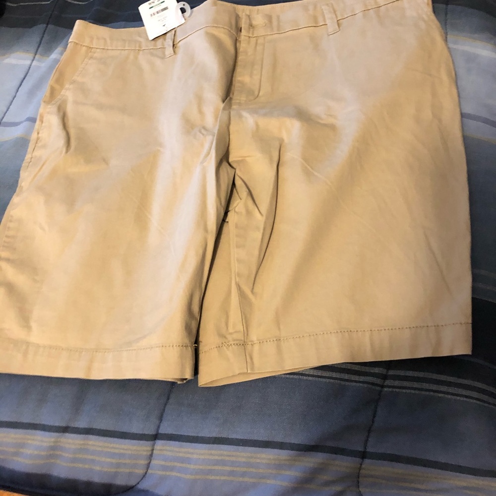 Beige shorts - NEW